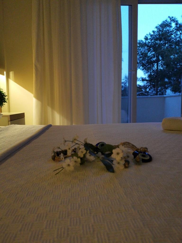 Room 03